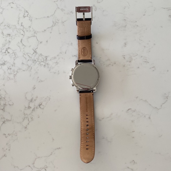 Fossil Watch - Picture 3 of 7